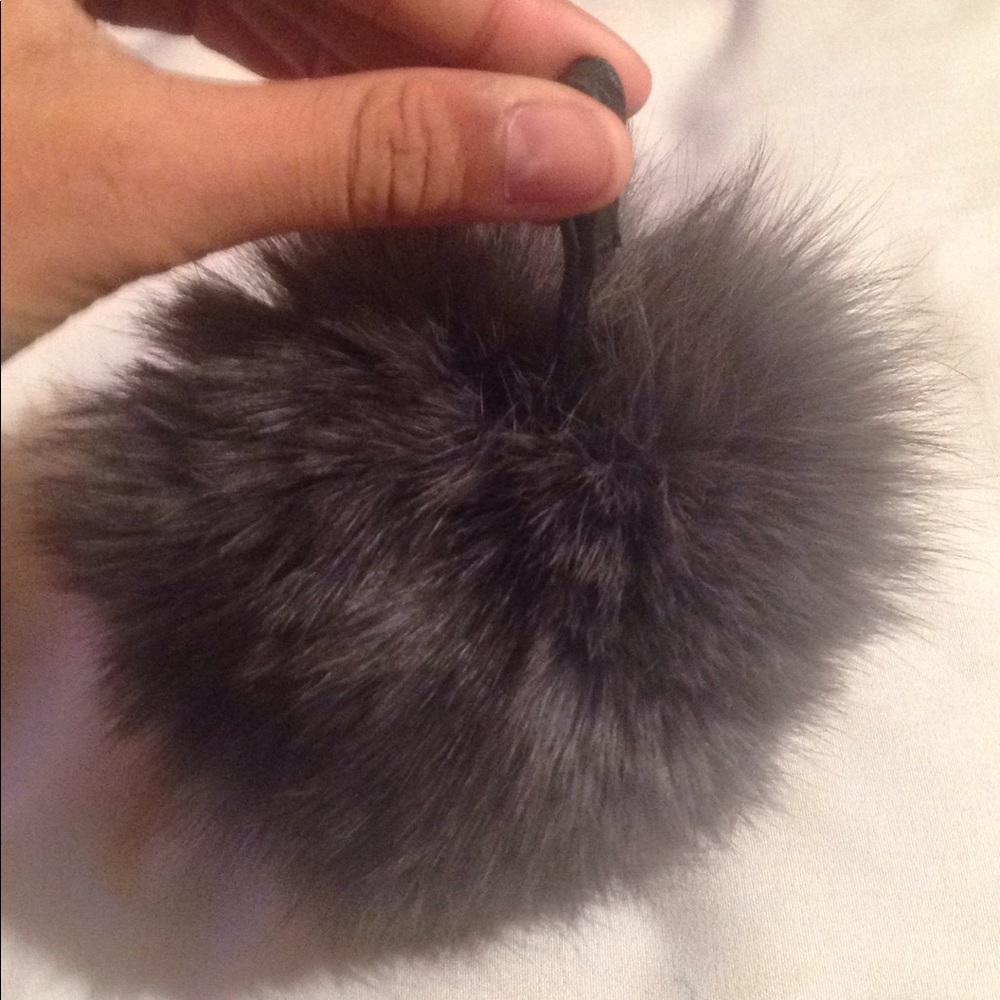 Fluff ball for bag